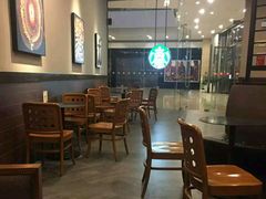 大堂-星巴克(丽水万地广场店)