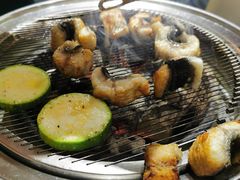 -围炉肉舍•炭烤活鳗•丹东海鲜烤肉(步行街店)