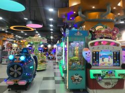 -万达宝贝王(上海浦江店)