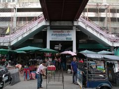 -瓦洛洛传统市场