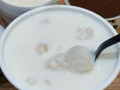 奶白酒-乍甸乳业鲜奶吧(红河水乡店)