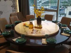 -荷塘秋月·本帮江浙菜(国权路店)