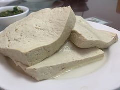 -明月食府(二区干二路店)