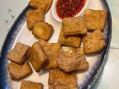 -松沪名灶·豆浆鱼头·新上海菜(飞航吾悦广场店)