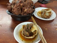 -宝瑞门钉肉饼店