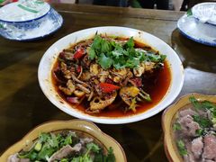 -小杨翘脚牛肉