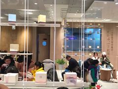 -奈雪的茶(湖滨银泰in77C区PRO店)