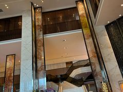 -中山利和希尔顿酒店