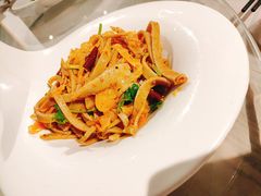 香伴莜麦面-确喜美味小厨(西单商场兰州店)