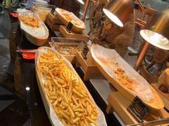 -四海一家自助餐(益田假日广场店)