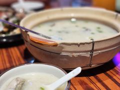 -蚝堡海鲜·威海菜·海肠捞饭·烧烤·亚洲吃蚝公司(幸福门店)