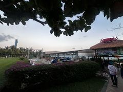 -渔家火锅·海鲜自助餐·演艺(亚龙湾天域酒店)