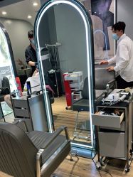 -银星女王公园发型艺术沙龙