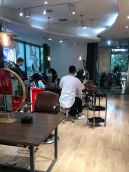 -意廊 Hair Salon