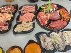-啊美丽炭火烤肉(滑翔一店)