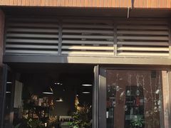 -何兮花店·气球派对鲜花店(马桥银春路万科城店)