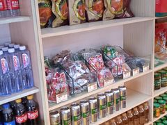 零售区-裕昌红肠·老烧鸡(香滨店)