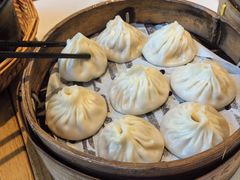 -馋三尺蟹粉小笼(人民广场店)