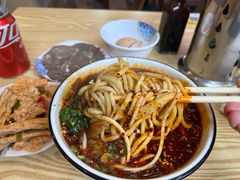 -德元兰州纯汤牛肉面