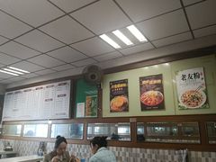 -龙香记桂林米粉(东扬威街11号楼店)