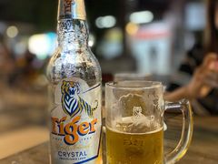 -东海岸人工湖美食村