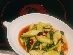 -黄记煌三汁焖锅(新佳丽江汉路店)