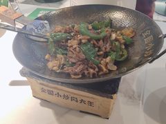 -费大厨辣椒炒肉(高铁吾悦广场店)