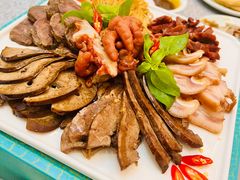 -李连贵酒家熏肉大饼(昆明街店)