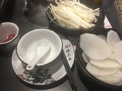 -愿者上钩·纸包鱼(翻身店)