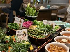 东北蘸酱菜-蘸小院铁锅炖·蘸酱菜·东北菜(怀远门店)