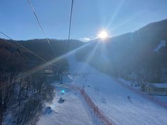 -亚布力新体委滑雪场