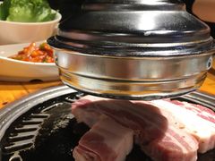 -唯成•韩国炭火烤肉 유성고기