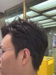 -镁连社·美联社
