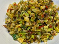 -老湘亲·品鉴湘菜(蔡塘爱琴海店)