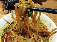 -万记麻辣烫国展总店