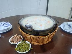 -阿婆潮汕砂锅粥(王府大街店)