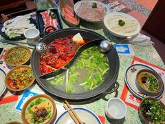 -鸿姐老火锅(静安店)