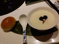 顺德双皮奶-Yan Ting 宴庭中餐厅(上海静安瑞吉酒店)