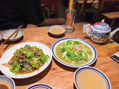 -泥糊破店小酒馆·团建聚餐(南京西路店)