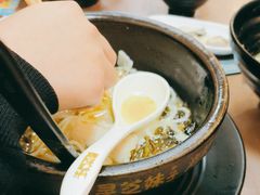 -灵芝妹子海鲜米线(瓦房店新玛特店)