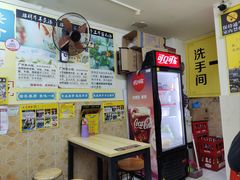 -牛师傅广式药膳牛骨汤美食(江南西店)