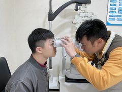-明月眼镜(三坝店)