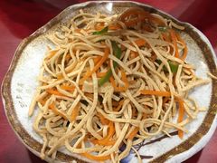 -金杨拉面王小吃面馆·牛三宝面·红烧牛肉粉