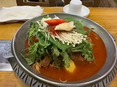 -喇喇排骨火锅·传统韩式脊骨汤(望京西园总店)