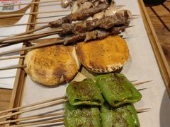 -万记麻辣烫国展总店