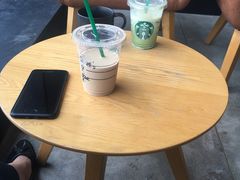 -星巴克臻选(成都环球乐天店)