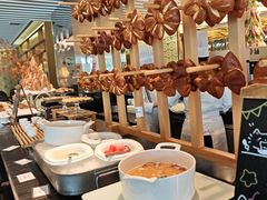 -圣丰索菲特·2 On 988 Café 自助餐厅