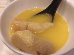 -鲜入围煮花胶鸡海鲜火锅