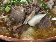 -朝伟清真铜瓢牛肉馆(三十年老·店)