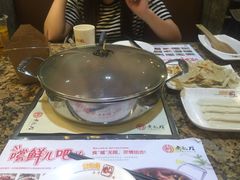 -黄记煌三汁焖锅(荣盛国际店)